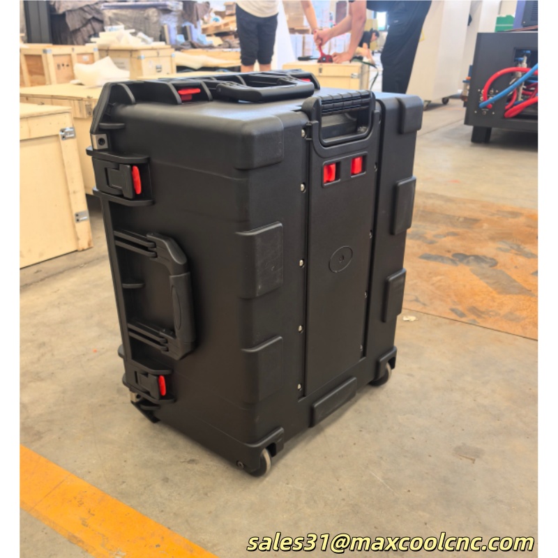 連続1200Wスーツケース型レーザー洗浄機 ミニポータブル錆 - Industrial Laser Rust Remover のレビューと価格
